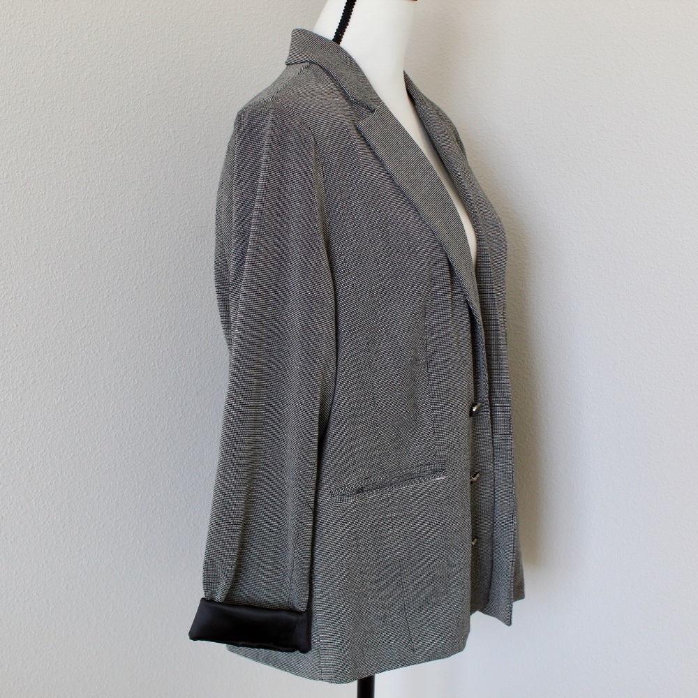 Black & White Micro-Check Print Open Front Double-Breasted Blazer - Picture 3 of 9